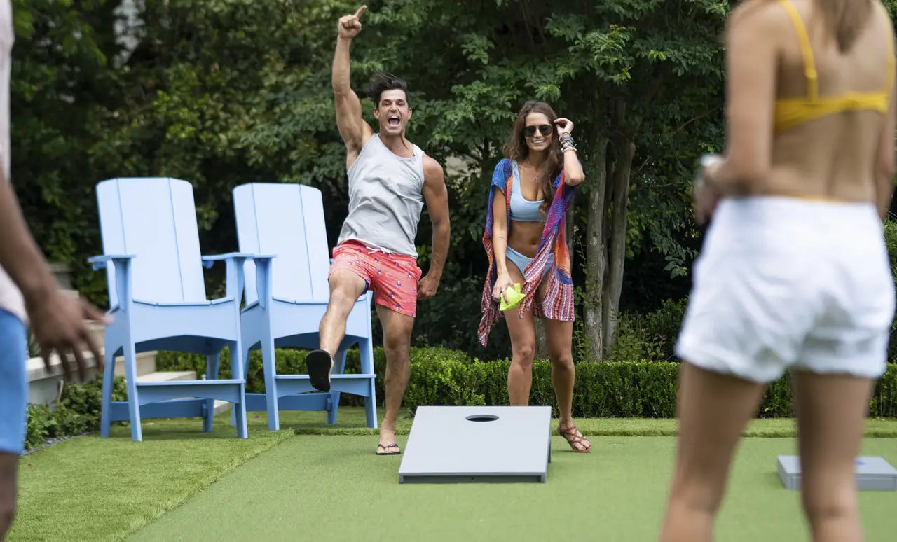Outdoor Cornhole Game