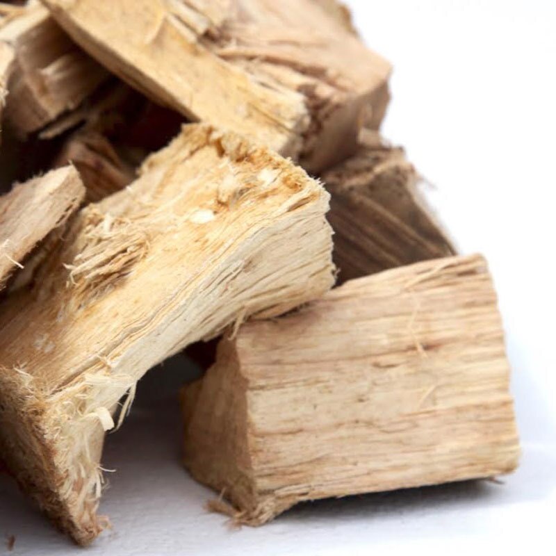 Premium Kiln Dried Hickory Wood Smoking Chunks (9 L/549 cu in)